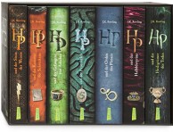 Gestaltung einer Harry-Potter-Gesamtausgabe mit Schuber.
Auf die einzelnen Seiten der Bände sind die Zaubersprüche so gedruckt, dass Zauber und Gegenzauber beim Biegen des Buchschnitts sichbar werden.